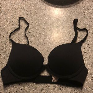 Black Victoria secret bra